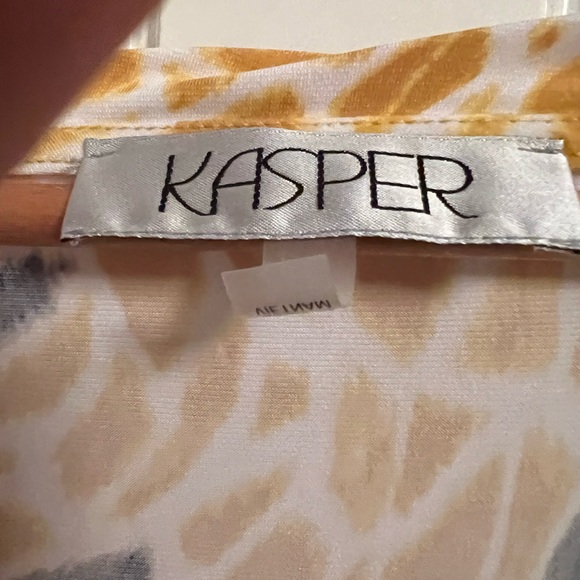 Yellow and black print blouses by Kasper. - Picture 4 of 5